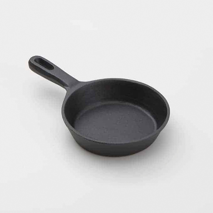 CIS51 FRY PAN CAST IRON 8.5oz 5" DIA - EA - SPEC ORD