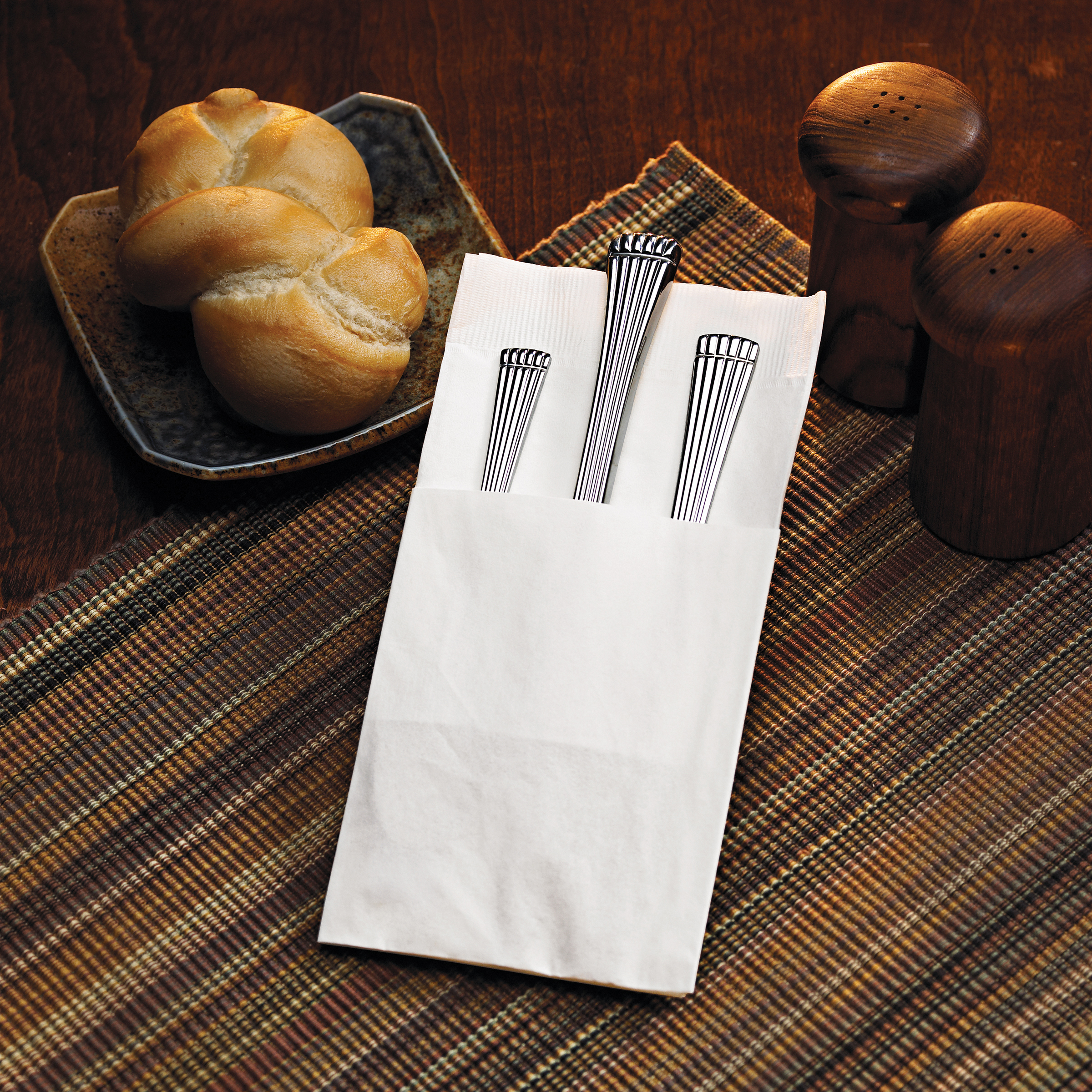 17X17 WHT POCKETFOLD 800/CS8/100 NAPKIN